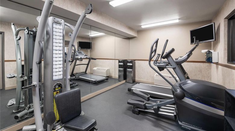 <b>Hawthorn Suites by Wyndham Napa Valley Health</b>. Images powered by <a href="https://iceportal.shijigroup.com/" title="IcePortal" target="_blank">IcePortal</a>.