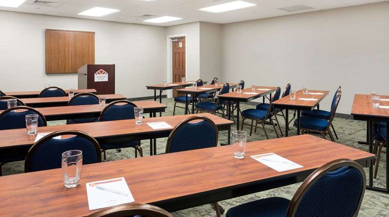 <b>Hawthorn Extended Stay by Wyndham Naples Meeting</b>. Images powered by <a href="https://iceportal.shijigroup.com/" title="IcePortal" target="_blank">IcePortal</a>.