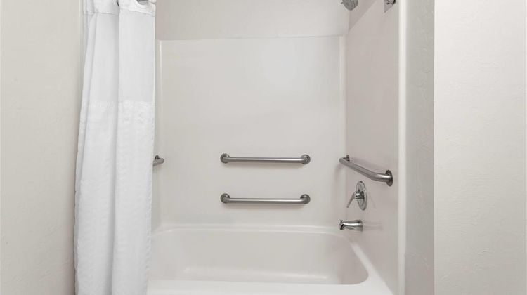 Hawthorn Extended Stay by Wyndham Naples Room