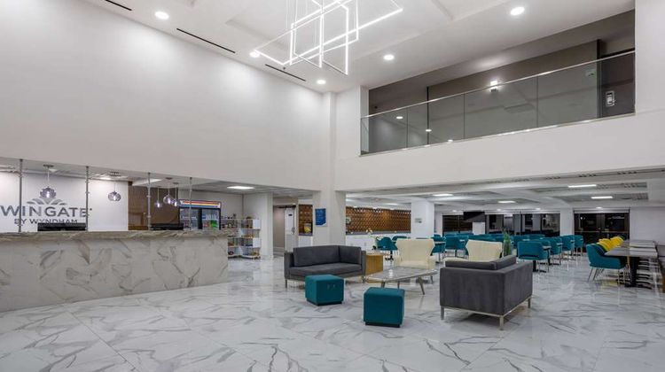 Wingate by Wyndham Galleria Atlanta Lobby