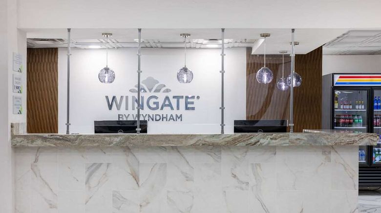 <b>Wingate by Wyndham Galleria Atlanta Lobby</b>. Images powered by <a href="https://iceportal.shijigroup.com/" title="IcePortal" target="_blank">IcePortal</a>.
