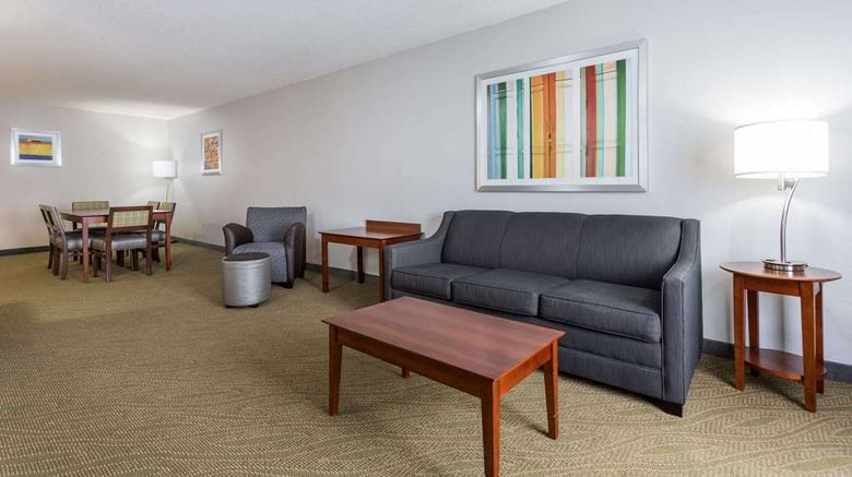 <b>Wingate by Wyndham Chesapeake Other</b>. Images powered by <a href="https://iceportal.shijigroup.com/" title="IcePortal" target="_blank">IcePortal</a>.