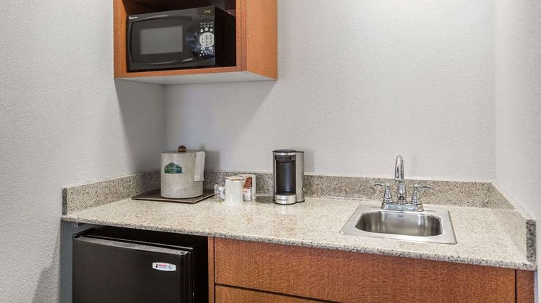 <b>Wingate by Wyndham Chesapeake Other</b>. Images powered by <a href="https://iceportal.shijigroup.com/" title="IcePortal" target="_blank">IcePortal</a>.