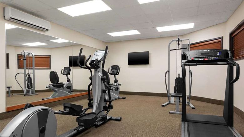 <b>Wingate by Wyndham Bentonville Airport Health</b>. Images powered by <a href="https://iceportal.shijigroup.com/" title="IcePortal" target="_blank">IcePortal</a>.