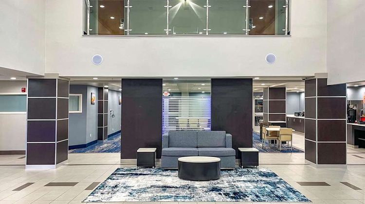 Wingate by Wyndham Panama City Area Lobby