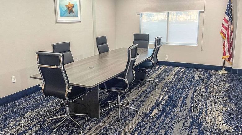 <b>Wingate by Wyndham Panama City Area Meeting</b>. Images powered by <a href="https://iceportal.shijigroup.com/" title="IcePortal" target="_blank">IcePortal</a>.