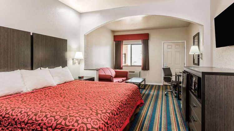 Days Inn Dickinson TX Suite