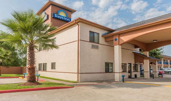 Days Inn Dickinson TX Exterior