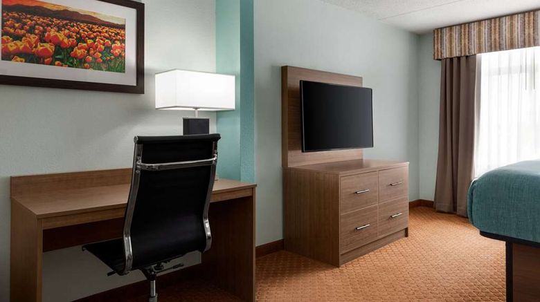 <b>Wingate by Wyndham Louisville East Room</b>. Images powered by <a href="https://iceportal.shijigroup.com/" title="IcePortal" target="_blank">IcePortal</a>.