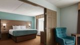 Wingate by Wyndham Louisville East Suite