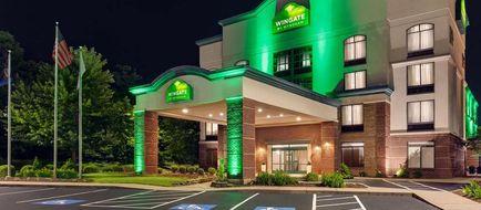 Wingate by Wyndham Louisville East Exterior