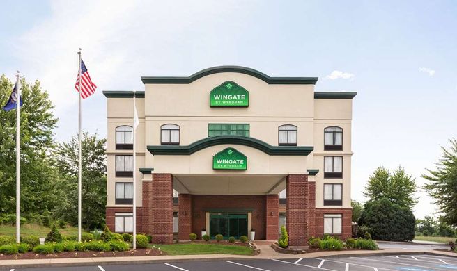 Wingate by Wyndham Louisville East Exterior