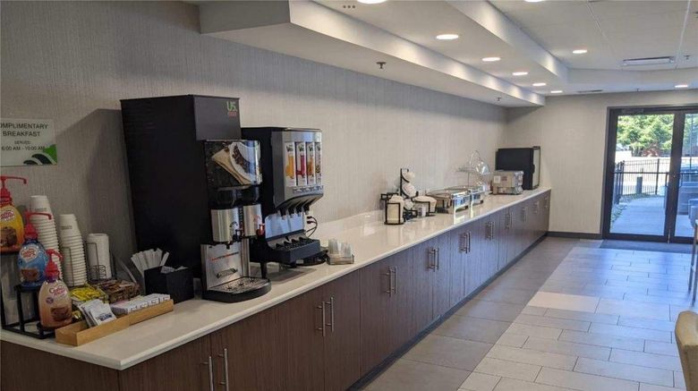 <b>Wingate by Wyndham Vienna Parkersburg Other</b>. Images powered by <a href="https://iceportal.shijigroup.com/" title="IcePortal" target="_blank">IcePortal</a>.