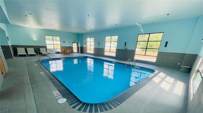 <b>Wingate by Wyndham Vienna Parkersburg Pool</b>. Images powered by <a href="https://iceportal.shijigroup.com/" title="IcePortal" target="_blank">IcePortal</a>.