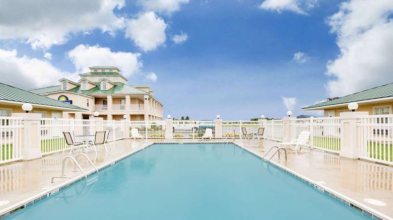 <b>Days Inn Trumann Pool</b>. Images powered by <a href="https://iceportal.shijigroup.com/" title="IcePortal" target="_blank">IcePortal</a>.
