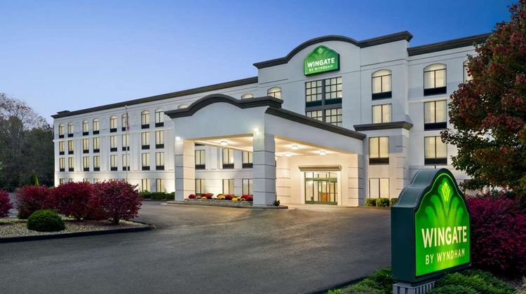 Wingate by Wyndham Bridgeport Exterior