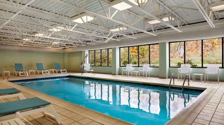 Wingate by Wyndham Bridgeport Pool