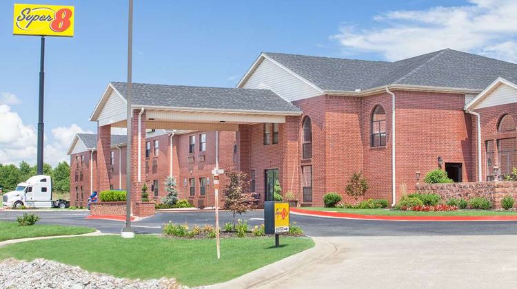 Super 8  Lowell/Bentonville/Rogers Area Exterior
