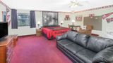 Super 8  Lowell/Bentonville/Rogers Area Suite