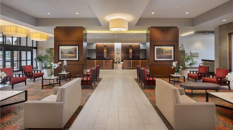 <b>Ramada Plaza Resort & Suites Intl Drive Lobby</b>. Images powered by <a href="https://iceportal.shijigroup.com/" title="IcePortal" target="_blank">IcePortal</a>.