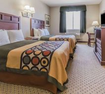 Super 8 Alvarado Room