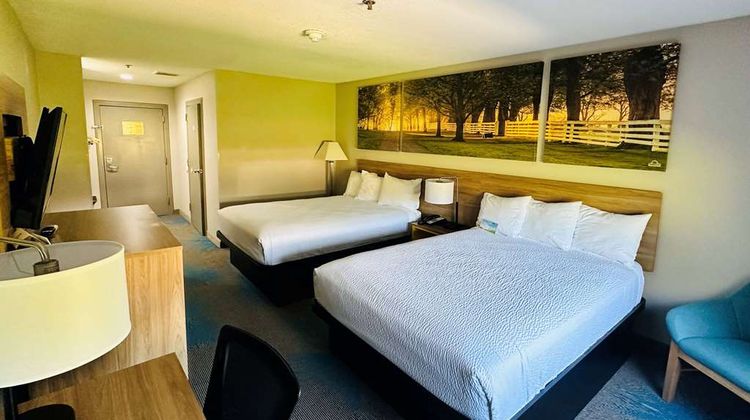 Days Inn & Suites Wynne Room