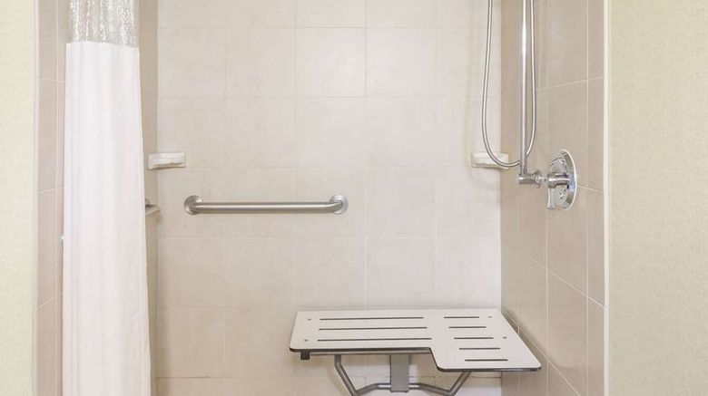 <b>Wingate by Wyndham Richmond/Short Pump Room</b>. Images powered by <a href="https://iceportal.shijigroup.com/" title="IcePortal" target="_blank">IcePortal</a>.