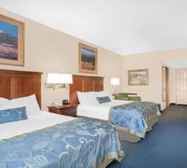 Wingate by Wyndham Ellicottville Room