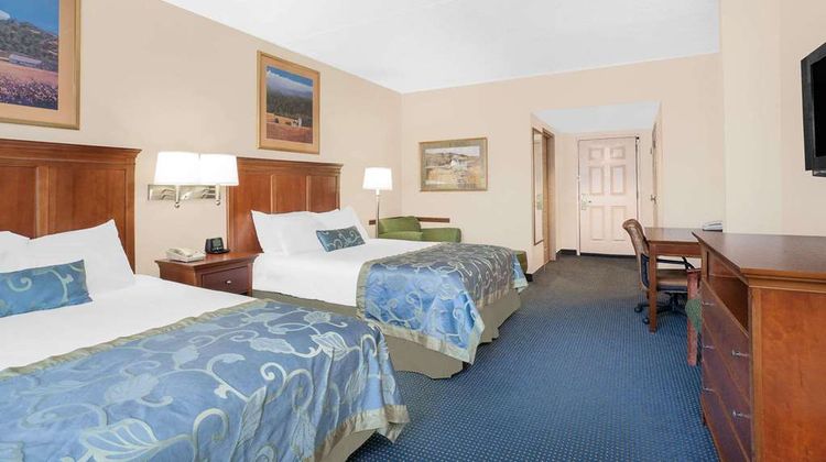 Wingate by Wyndham Ellicottville Room