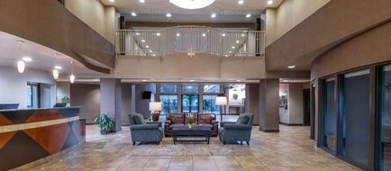 Wingate by Wyndham St. George Lobby