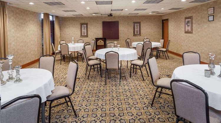 Wingate by Wyndham Peoria Meeting