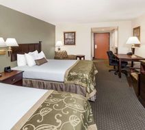 Wingate by Wyndham Peoria Room