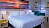 Days Inn & Suites - Savannah North I-95 Room
