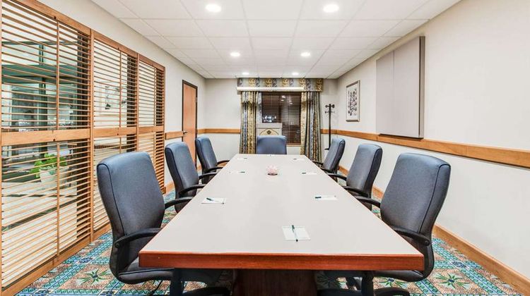 Wingate by Wyndham York Meeting
