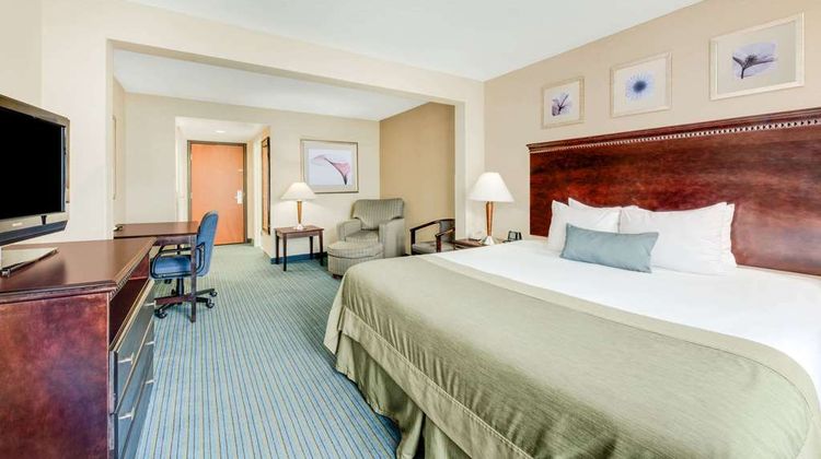 Wingate by Wyndham York Room