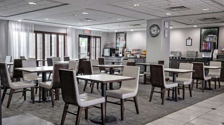 <b>Wingate by Wyndham Savannah Airport Restaurant</b>. Images powered by <a href="https://iceportal.shijigroup.com/" title="IcePortal" target="_blank">IcePortal</a>.