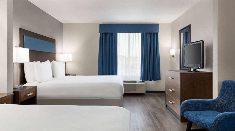 <b>Wingate by Wyndham Southport Room</b>. Images powered by <a href="https://iceportal.shijigroup.com/" title="IcePortal" target="_blank">IcePortal</a>.