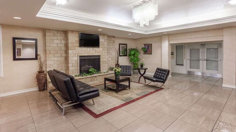 <b>Hawthorn Suites by Wyndham Victorville Lobby</b>. Images powered by <a href="https://iceportal.shijigroup.com/" title="IcePortal" target="_blank">IcePortal</a>.