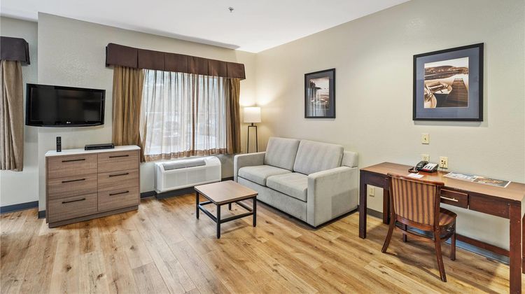 Hawthorn Suites Rancho Cordova Folsom Suite
