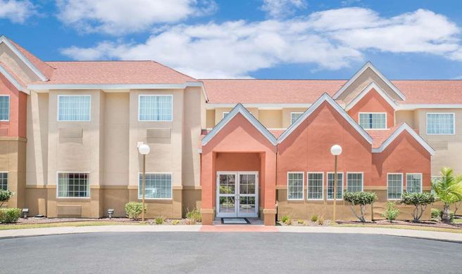 Microtel Inn & Suites Aransas Pass Exterior