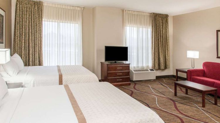 Hawthorn Extended Stay Bloomington Suite