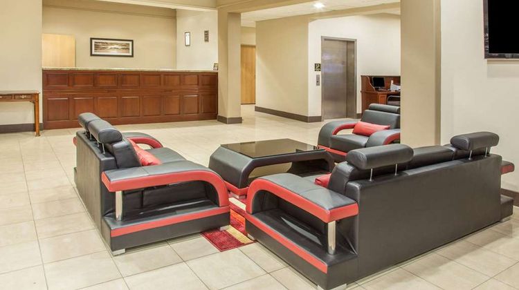 Hawthorn Extended Stay Bloomington Lobby