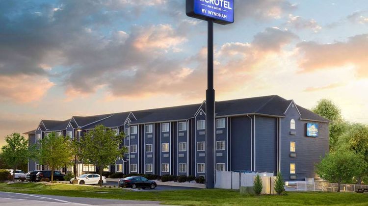 Microtel Inn & Suites by Wyndham Dover Exterior