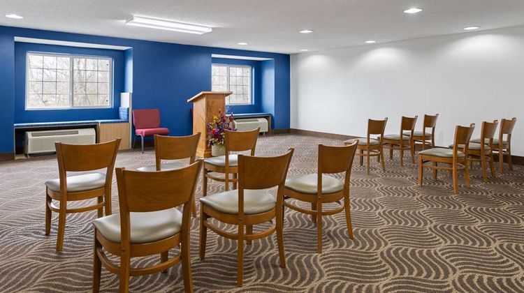 Microtel Inn & Suites by Wyndham Dover Meeting