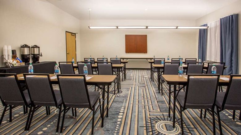 <b>Hawthorn Suites by Wyndham Livermore Meeting</b>. Images powered by <a href="https://iceportal.shijigroup.com/" title="IcePortal" target="_blank">IcePortal</a>.