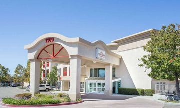 Hawthorn Suites by Wyndham Livermore