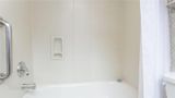 Hawthorn Suites by Wyndham Livermore Room