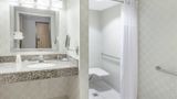 Hawthorn Suites by Wyndham Livermore Room