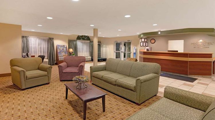 Microtel Inn & Suites by Wyndham Jasper Lobby