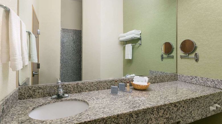 <b>Hawthorn Extended Stay Kingsland Room</b>. Images powered by <a href="https://iceportal.shijigroup.com/" title="IcePortal" target="_blank">IcePortal</a>.